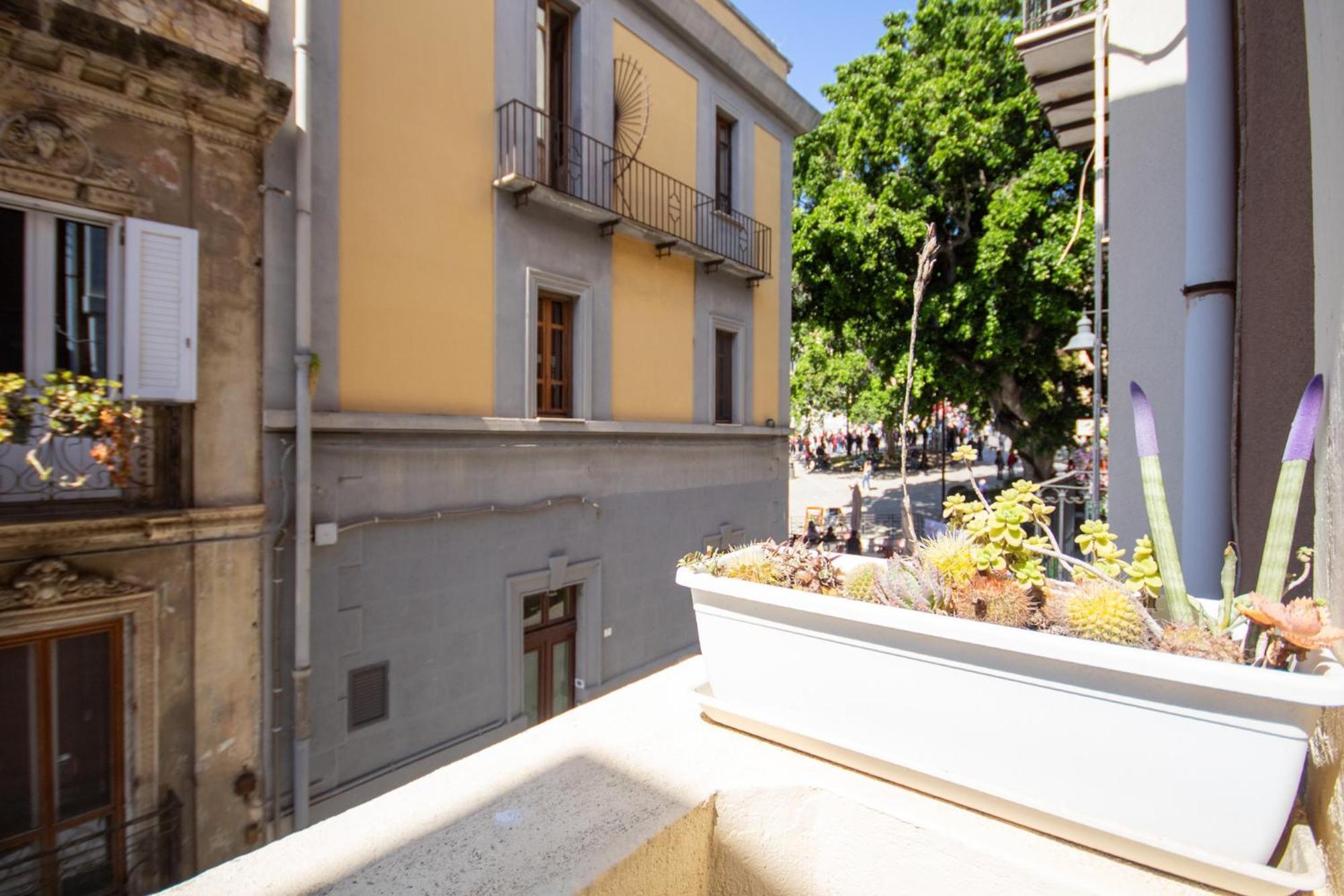 Casa Remy Apartment กาญารี ภายนอก รูปภาพ